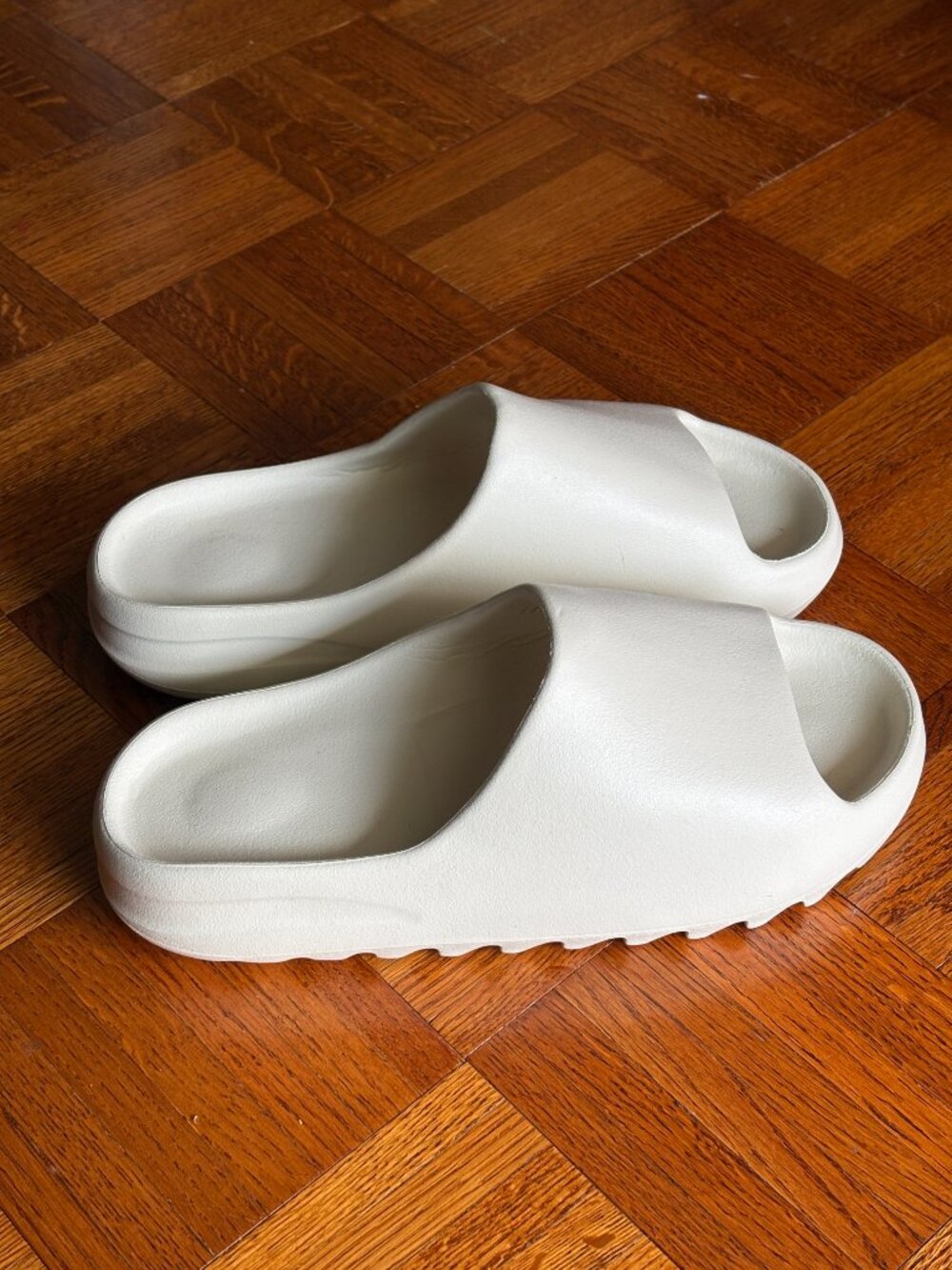 Mens Yeezy Adidas Slides Size 13 Bone Beige Cream Light